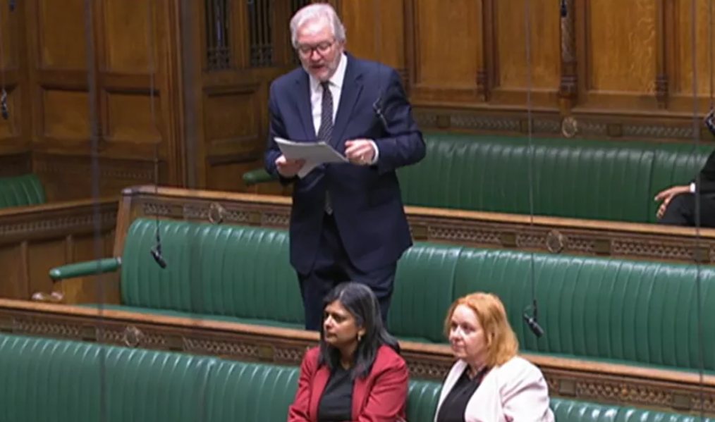 Peter Dowd MP speaking during the debate